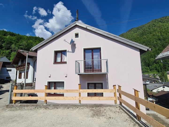 Haus Gams - Houses for Rent in Ebensee am Traunsee, Oberösterreich