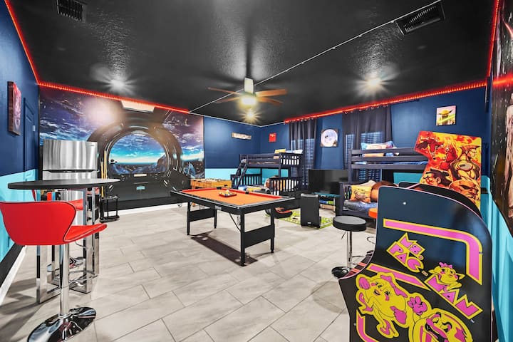 Waterfront 8Br5Ba Game Room/Pool/Spa/Office Space - Houses for