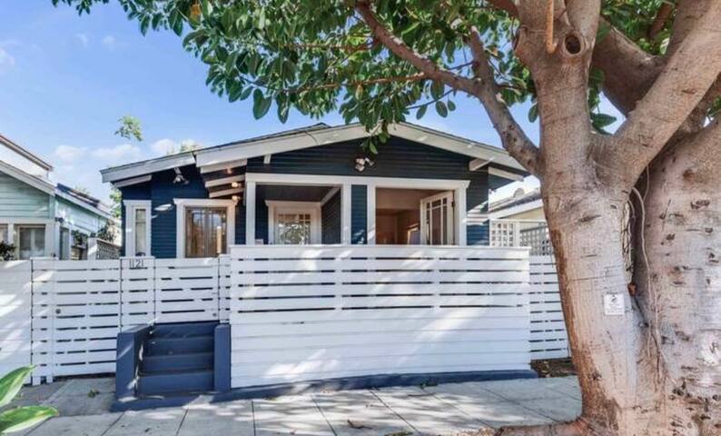 Renovated 3BR Venice Beach Home- Prime Location!