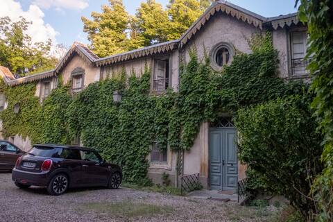 Large family home with garden and pool
