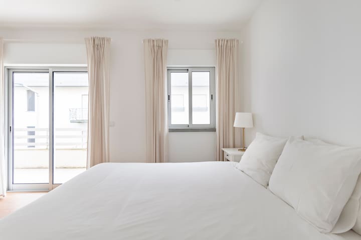 Entire home with 1 bedrooms in Nazare - Apartment Marysol - 50 meters from the beach