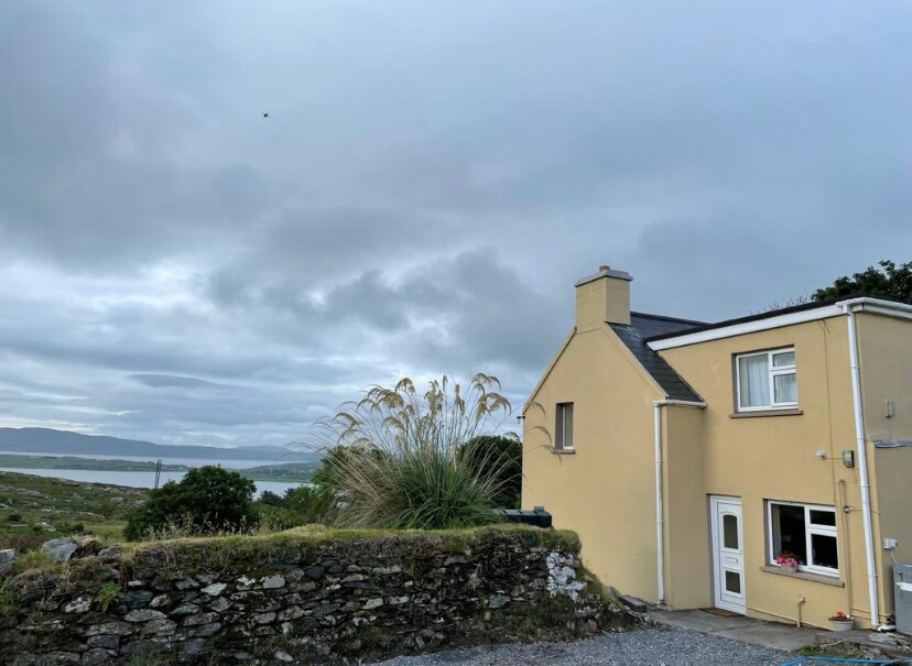 Beautiful 4 bedroomed cottage on Beara Peninsula Houses for Rent in County Cork, County Cork