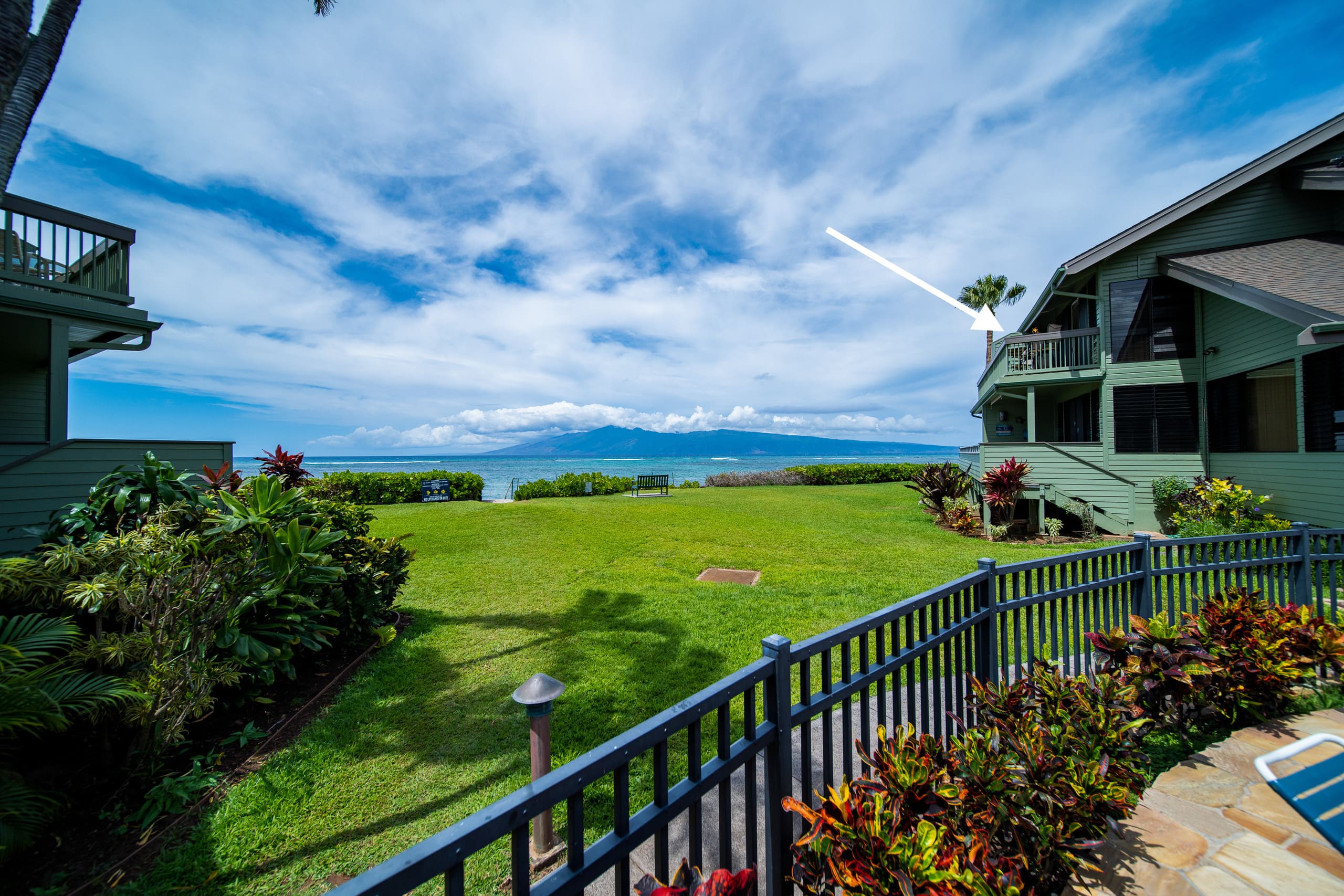 Condo in Lahaina · ★4.97 · 3 bedrooms · 5 beds · 2 private baths - Image 30