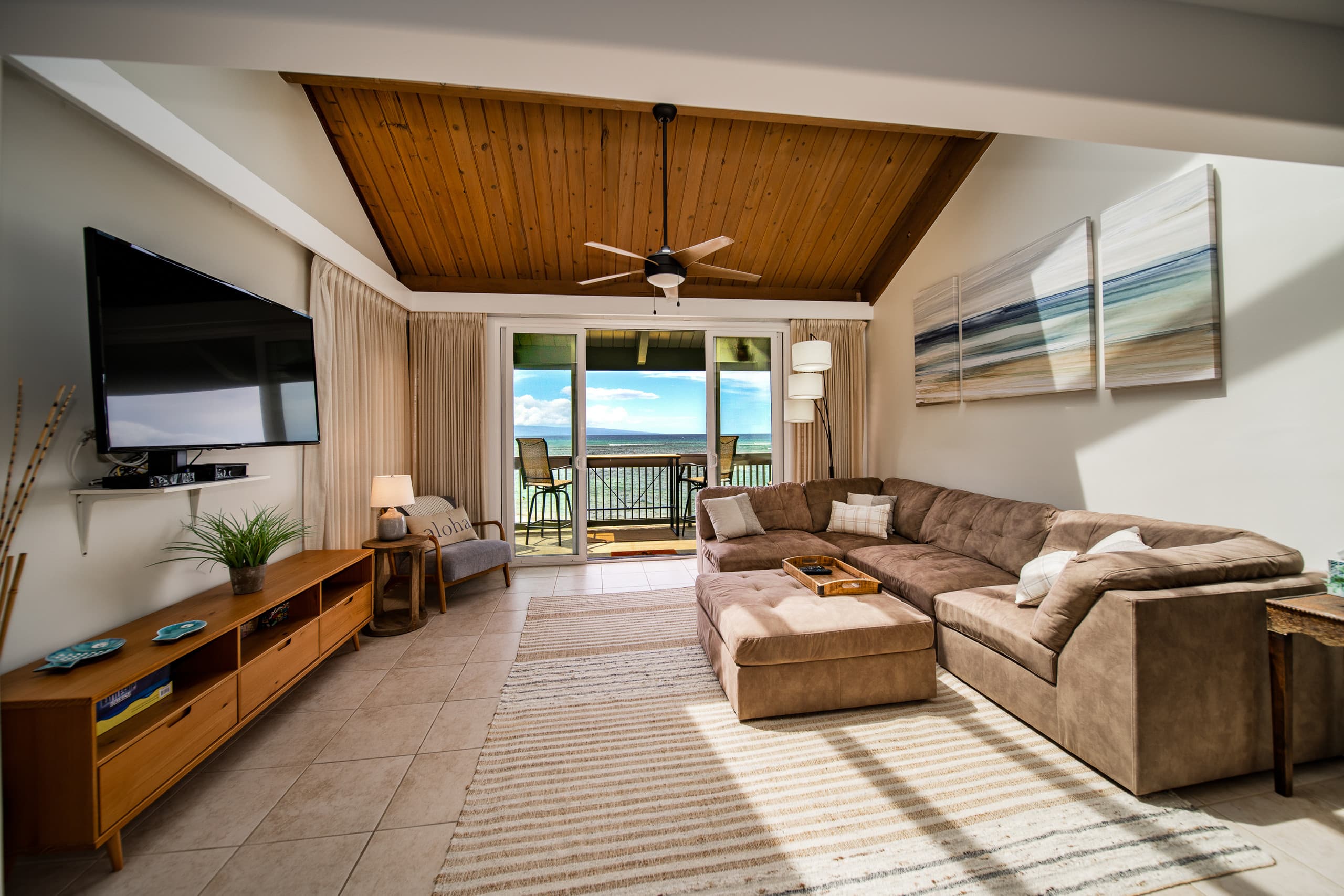 Condo in Lahaina · ★4.97 · 3 bedrooms · 5 beds · 2 private baths - Image 1