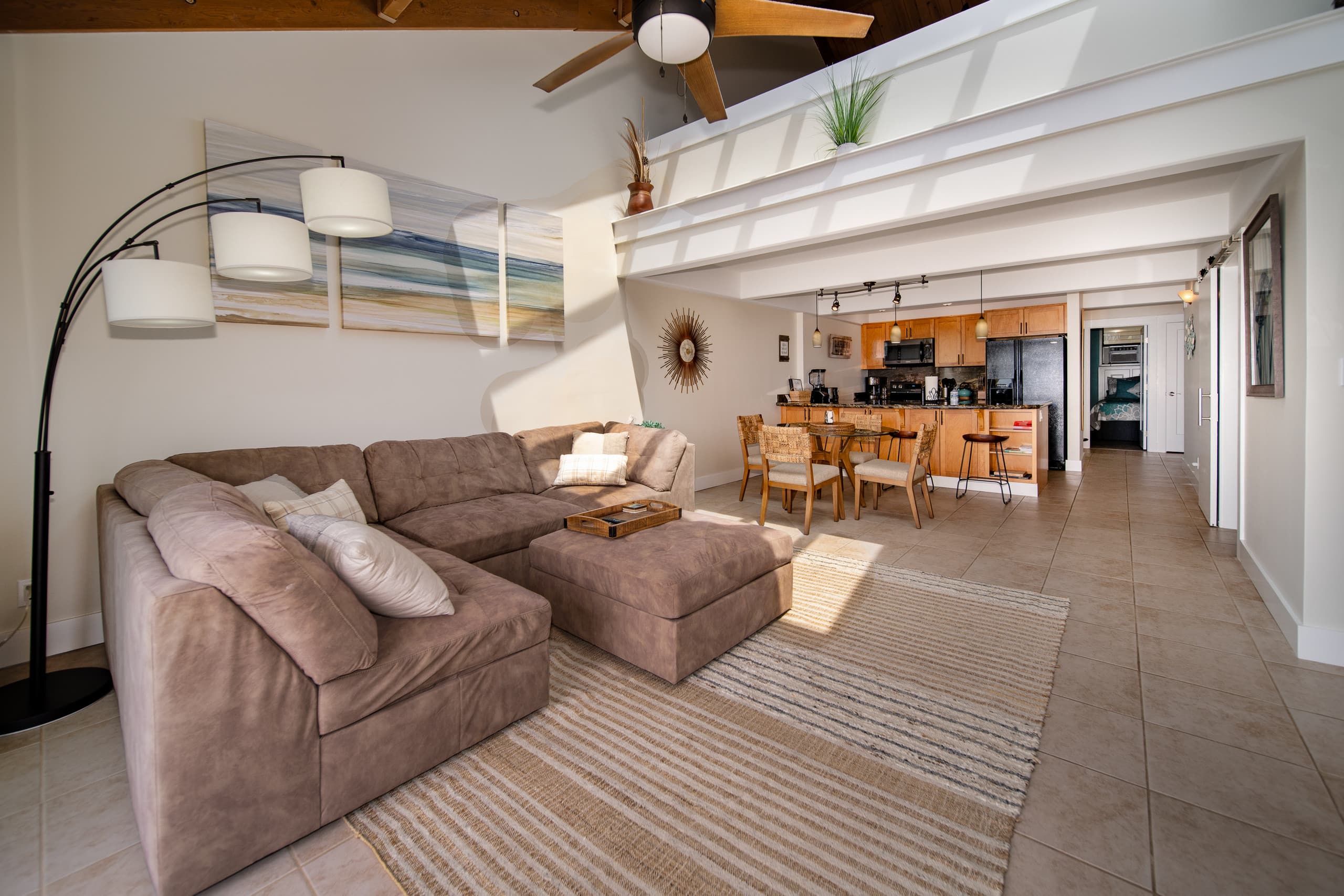 Condo in Lahaina · ★4.97 · 3 bedrooms · 5 beds · 2 private baths - Image 41