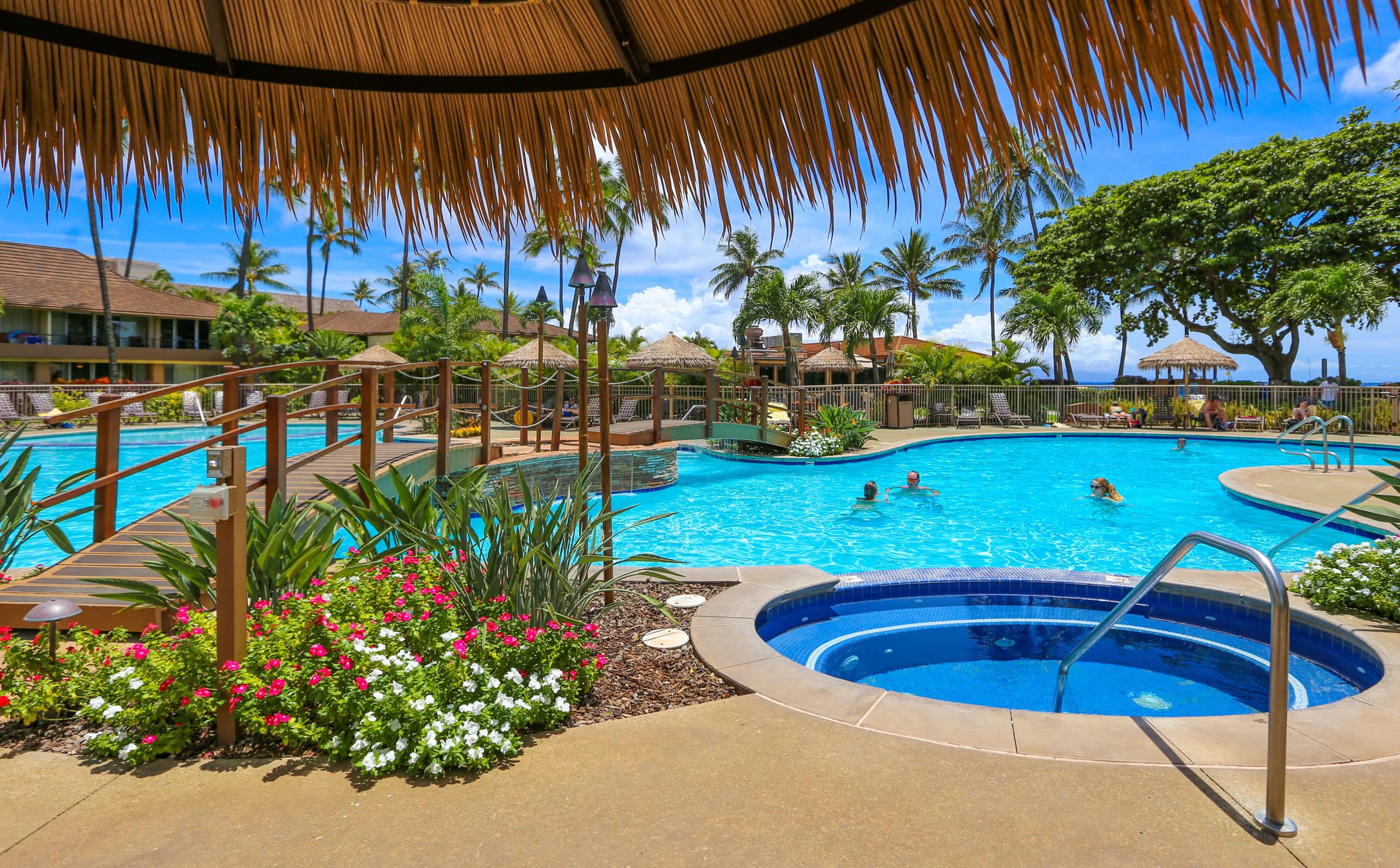 Condo in Lahaina · ★4.84 · 2 bedrooms · 4 beds · 2 baths - Image 31