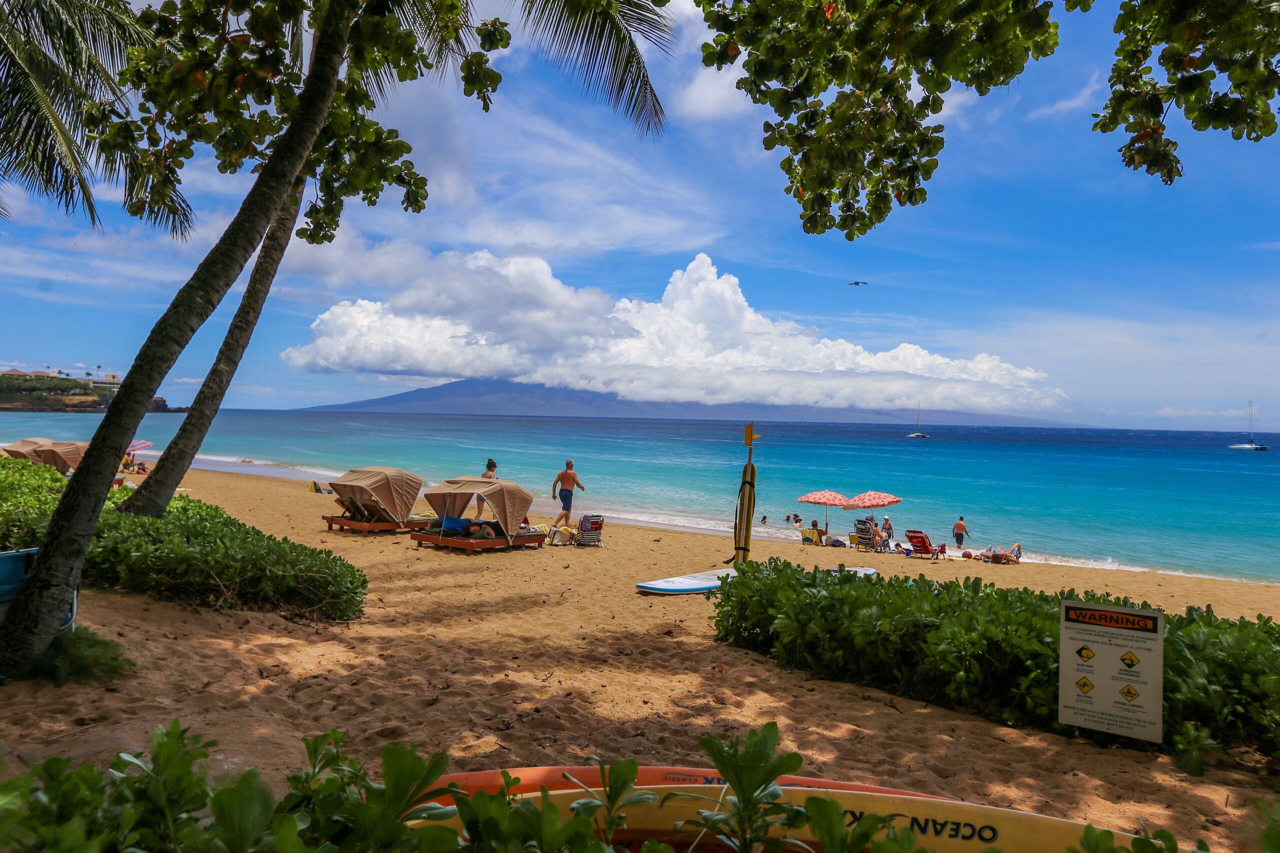 Condo in Lahaina · ★4.84 · 2 bedrooms · 4 beds · 2 baths - Image 35
