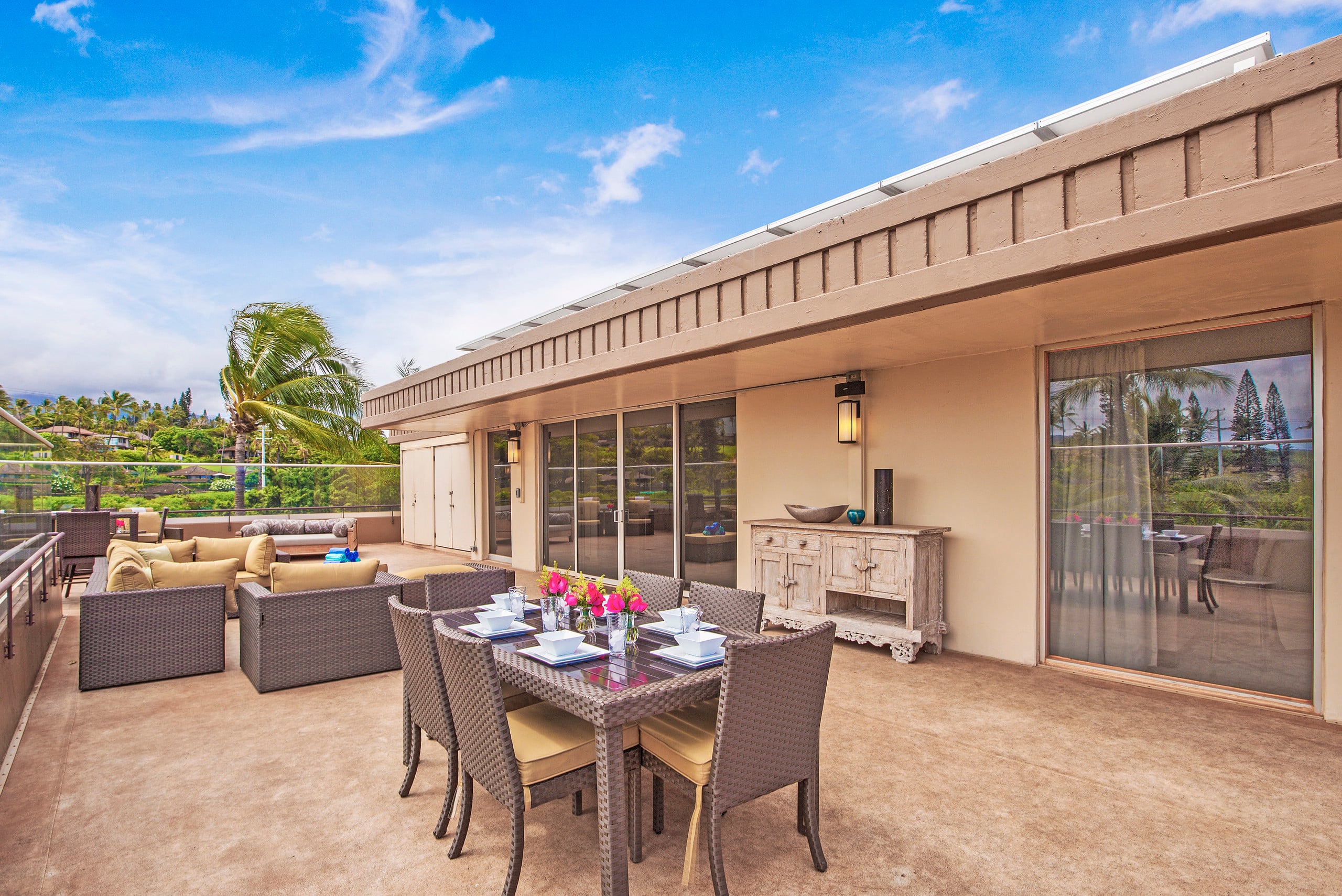 Condo in Lahaina · ★4.84 · 2 bedrooms · 4 beds · 2 baths - Image 12