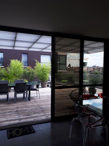 Superbe appartement avec toit terrasse 120m2