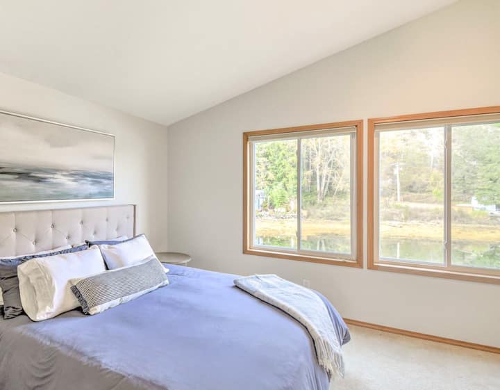 נוף למפרץ מהסוויטה הראשית.