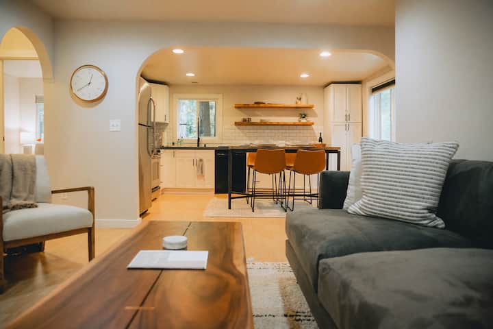 Escape To The Redwoods - The Hidden Valley Hideout - Guerneville, CA