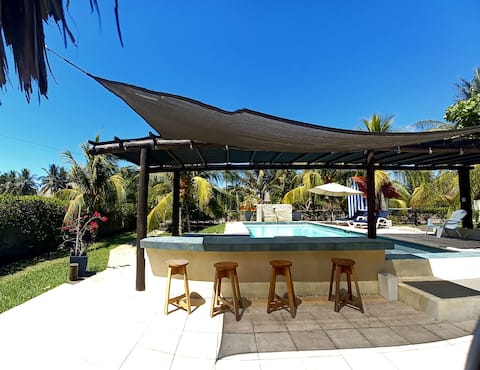 VillaAncla2 charming family villa by the sea