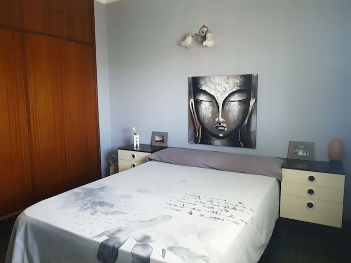 Dormitorio 3, con vistas al valle y TV