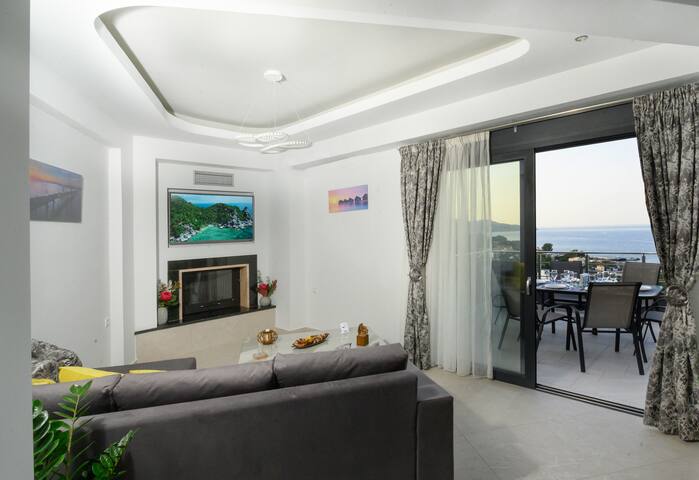 Elmaky Seaview 3floor Villa gallery image 5