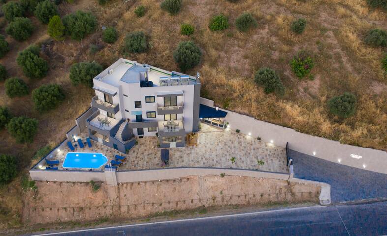 Elmaky Seaview 3floor Villa