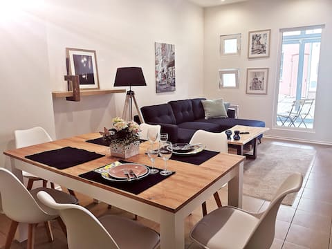 Cozy neighborhood/apartment in the old town