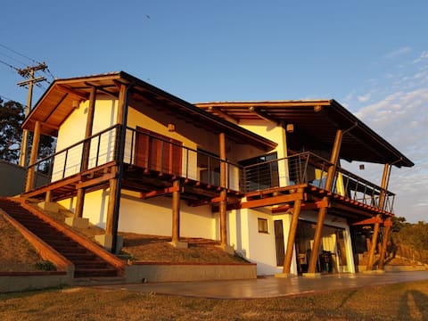 Rustic House overlooking Serra da Mantiqueira