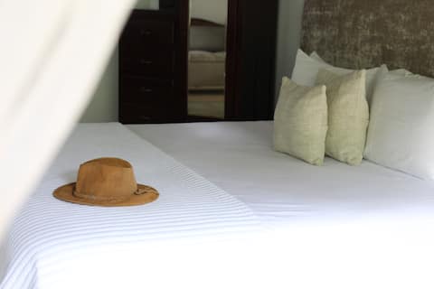 Casa Ámbar | The Little House