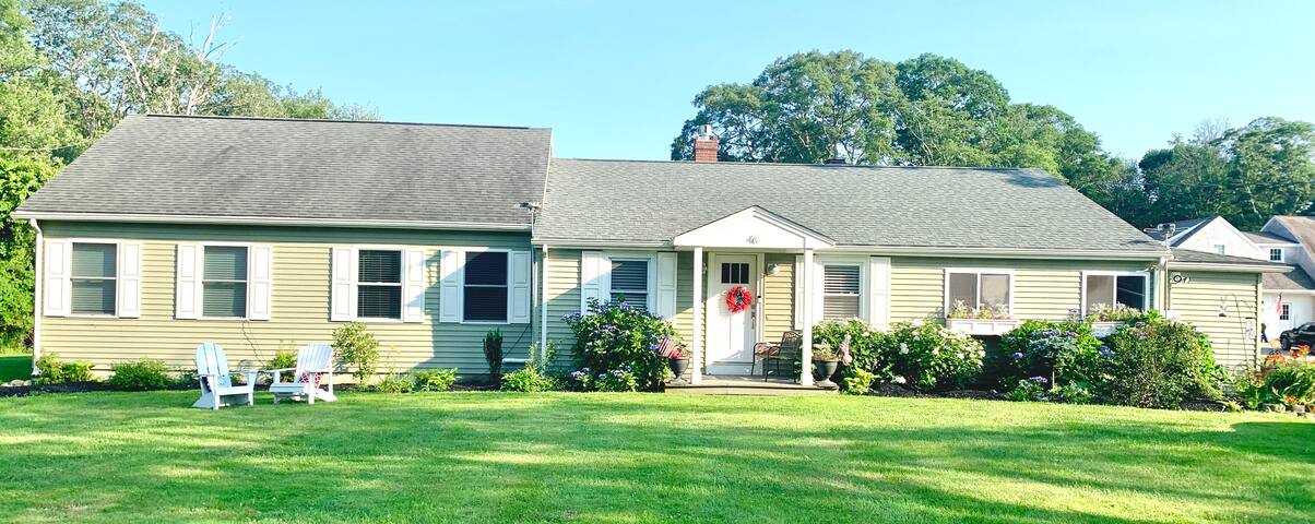 The Beach House at Salty Roots Farm gallery image 2