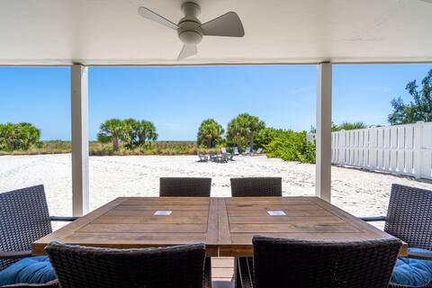 NO Stairs, beachfront & short walk to the village!