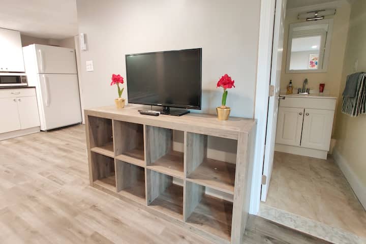 Lovely Private Studio Near Logan Airport - Winthrop, MA