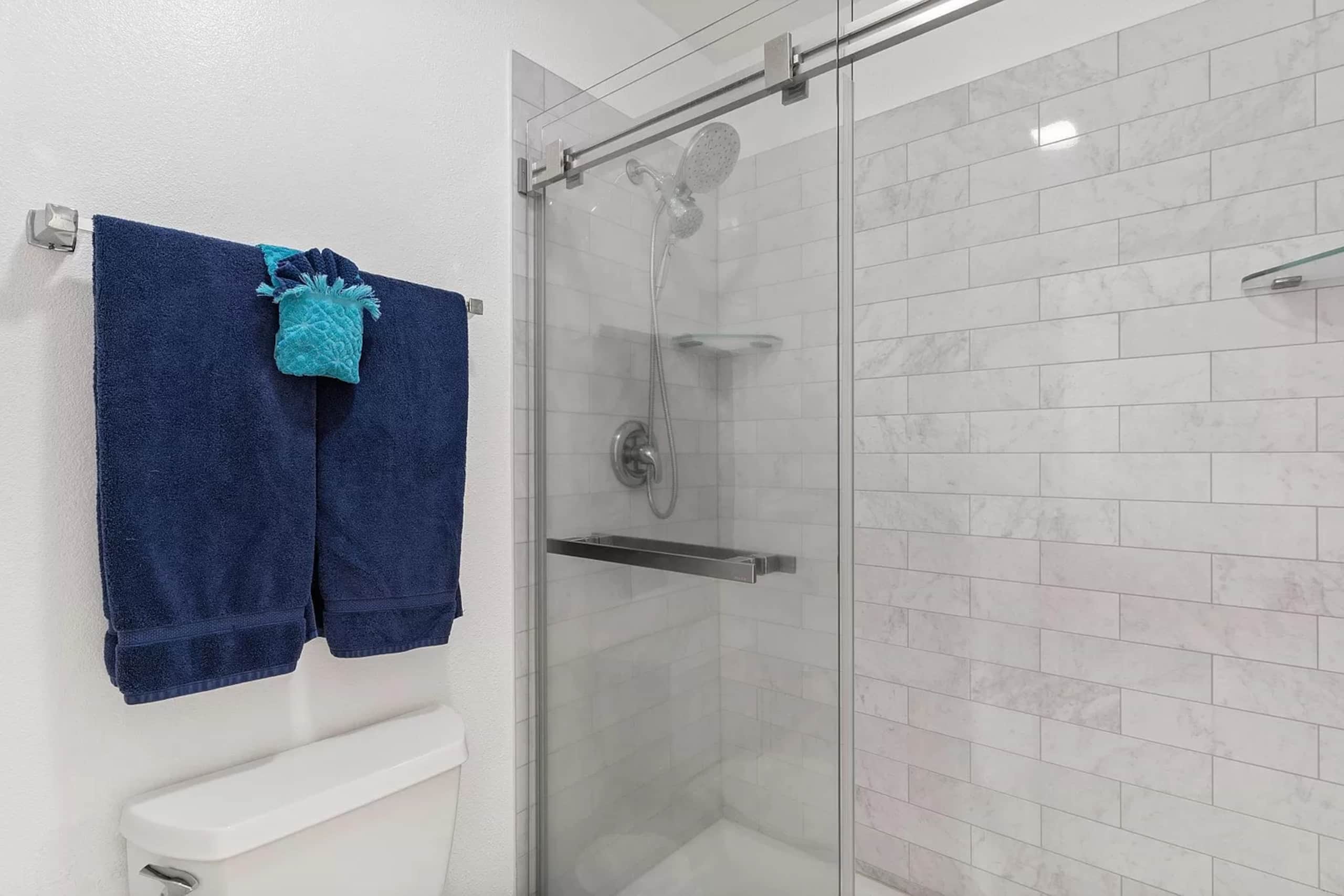 Condo in Kihei · ★4.82 · 1 bedroom · 2 beds · 1 bath - Image 13