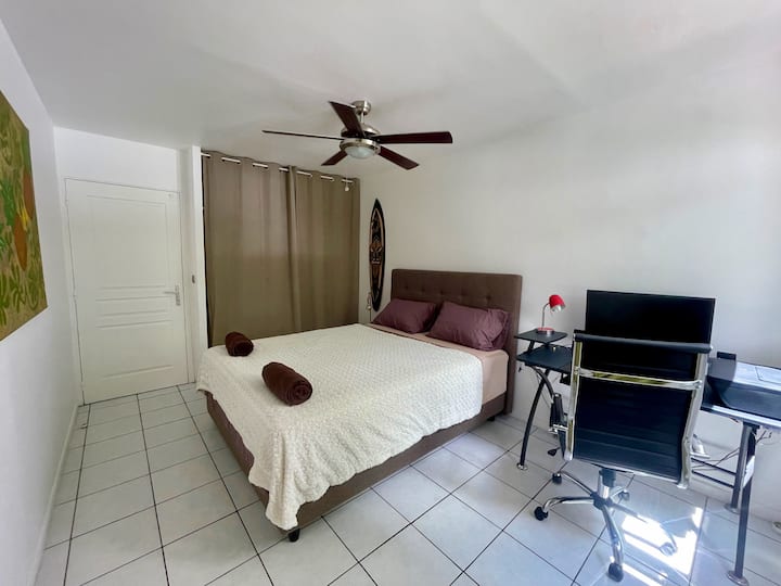 غرفة النوم 1