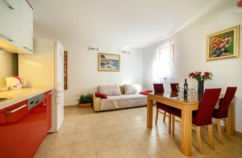 Successful Airbnb property: Apartments Vala-two bedroom apartment with terrace in Žaborić
