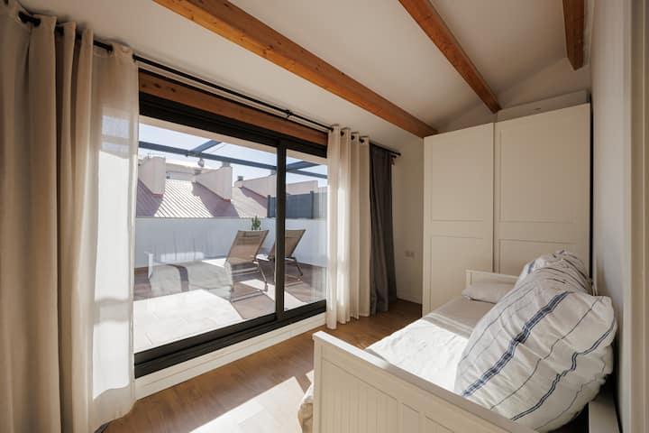 ห้อง 3 เตียงกว้าง 1.6