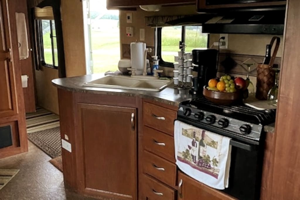 1-Bedroom camper surrounded by beautiful farm land