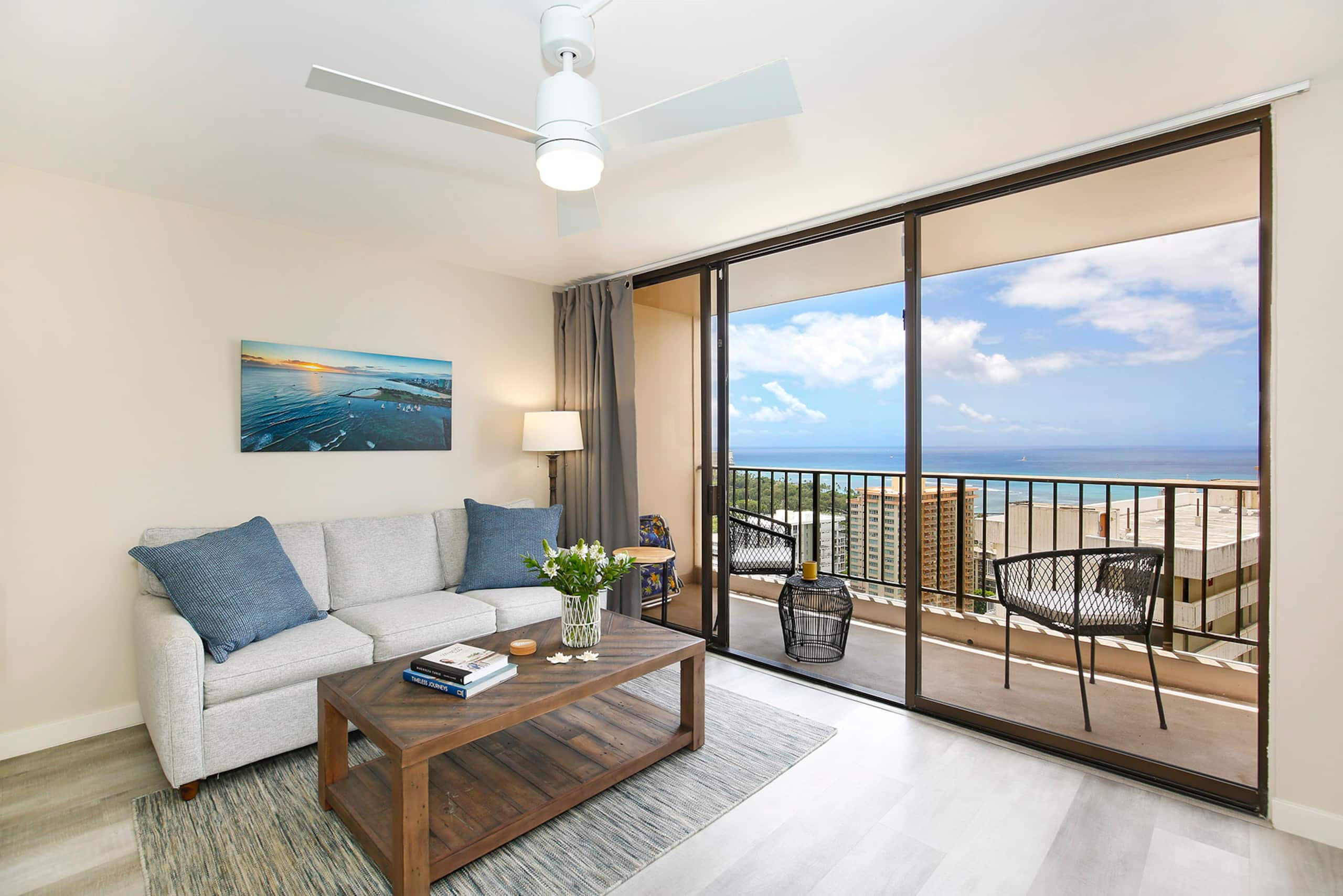 Condo in Honolulu · ★4.83 · 1 bedroom · 2 beds · 1 private bath - Image 1