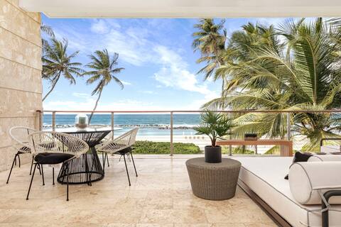 Ritz-Carlton Reserve Residence, Beach Club Access