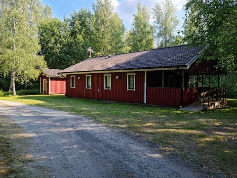 Stuga med Naturreservat utanför dörren