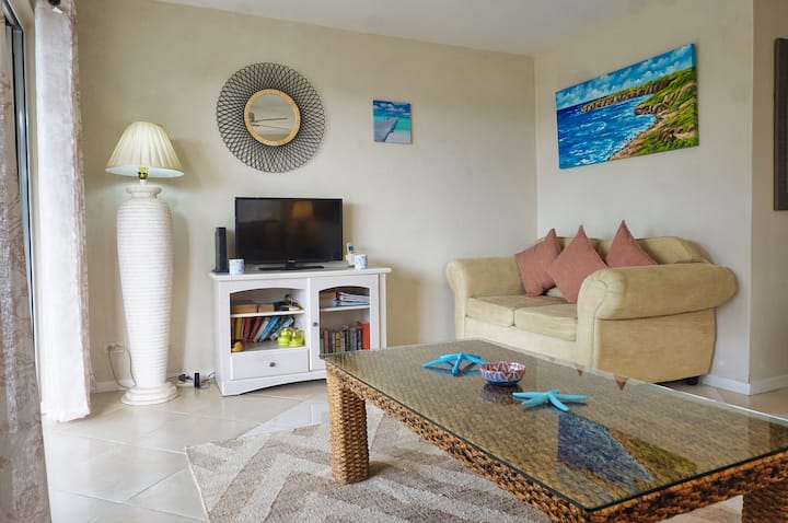 17 Lantana - Stunning Ground Floor 3 Bed Apartment - Barbados