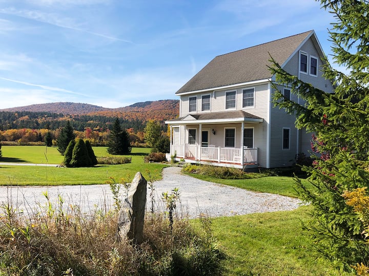 Updated Home - Skiing/Hiking/Views/FastWifi