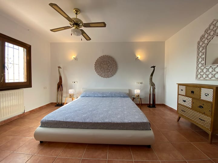 غرفة النوم 1