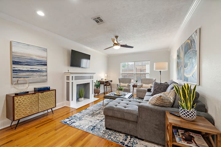 Queen Gambit managed Airbnb listing 1