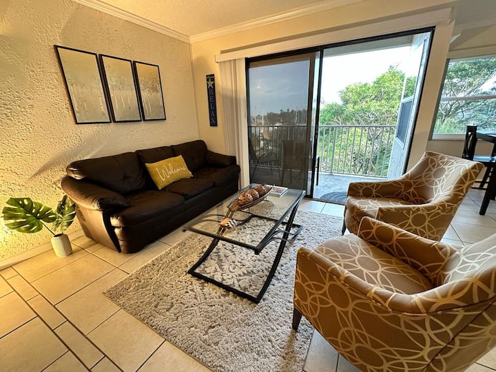 Top Floor Retreat By Crane Creek - Melbourne, FL