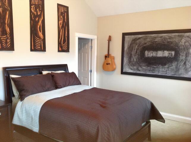 Your ULTIMATE Entertainment Destination Awaits!!! gallery image 5