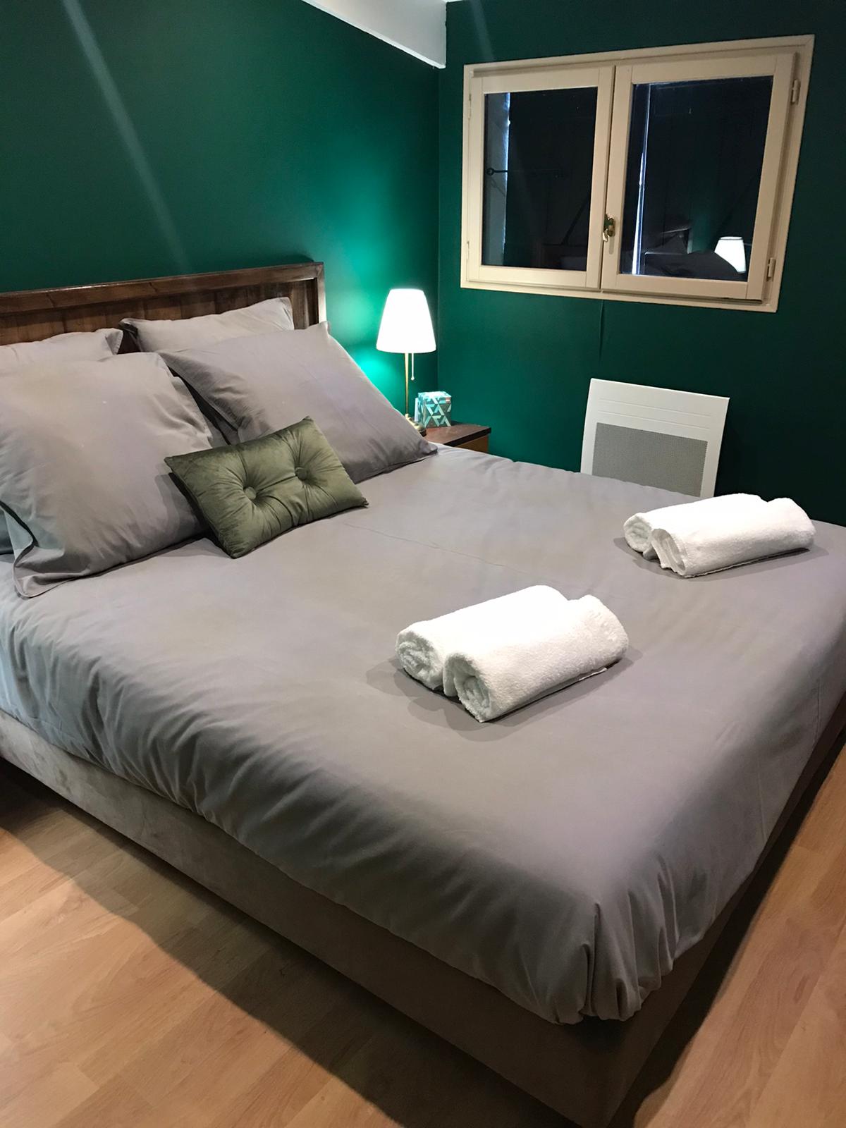 חדר שינה ירוק