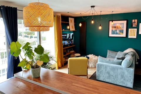 Successful Airbnb property: Nice duplex within walking distance, beach, bars, train station in Pornichet