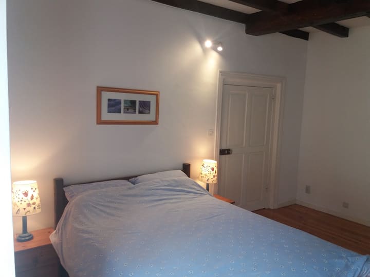 Dhomë gjumi dyshe, me banjë private në La Maison Bleu