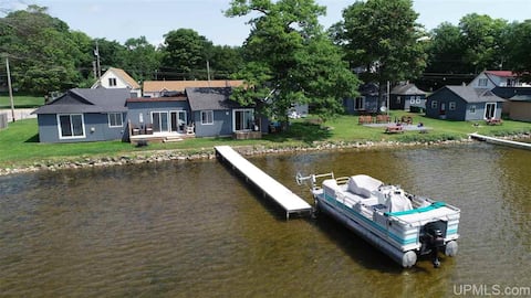 Lake House, at Lil Haven Resort