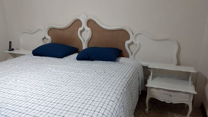 საძინებელი 1