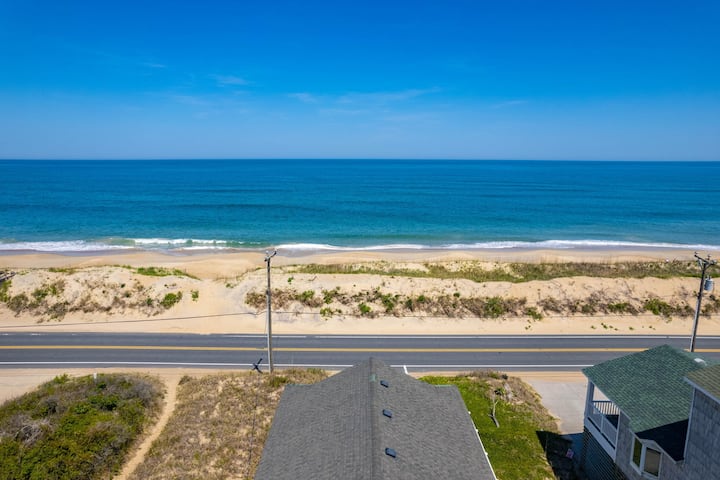 Beachfront *Open Year-round-heated Pool* Sleeps 8 - Kitty Hawk, NC