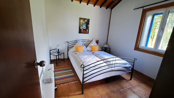 Спалня с двойно легло (160x200)