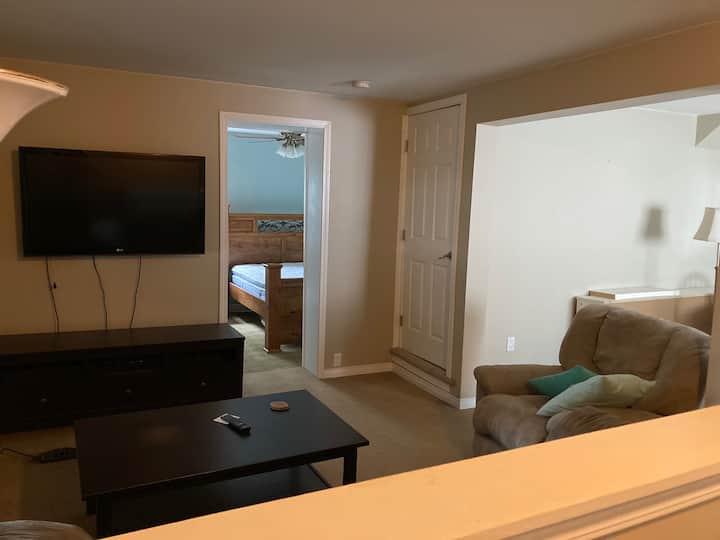 Cozy Cottage Near Beach And Trails - Kincardine