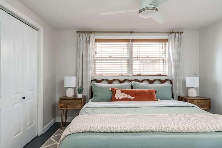 King Room with full Closet