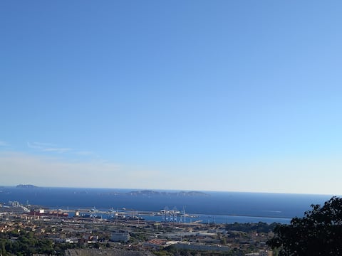 Airbnb performant: Treat yourself to the best view in Marseille! à Marseille