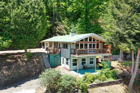 Riverside Home with game room